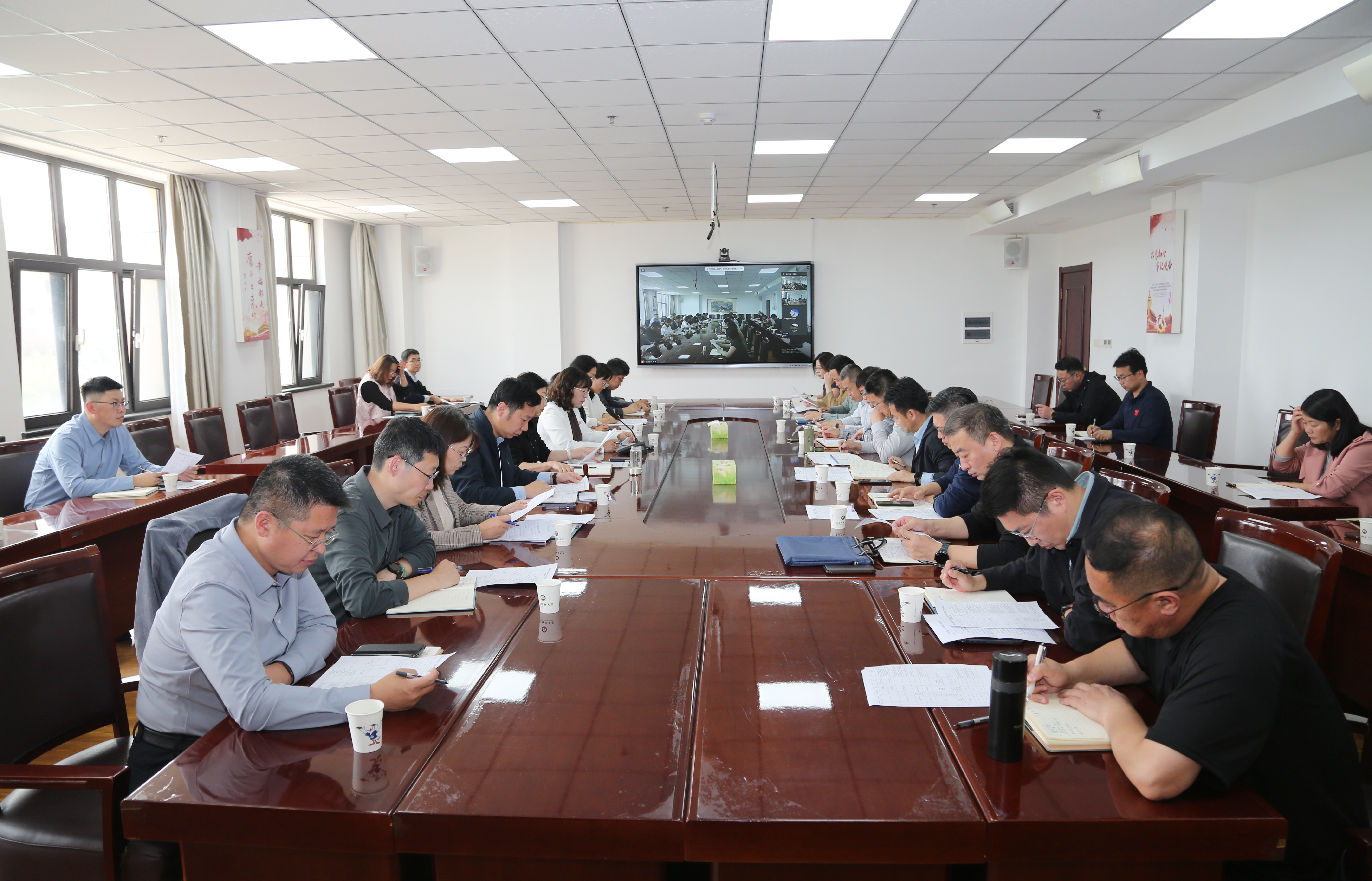 学校召开2026届毕业生离校工作协调会